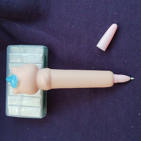 Squishy Unicorn Pen - Picture 5 of 8